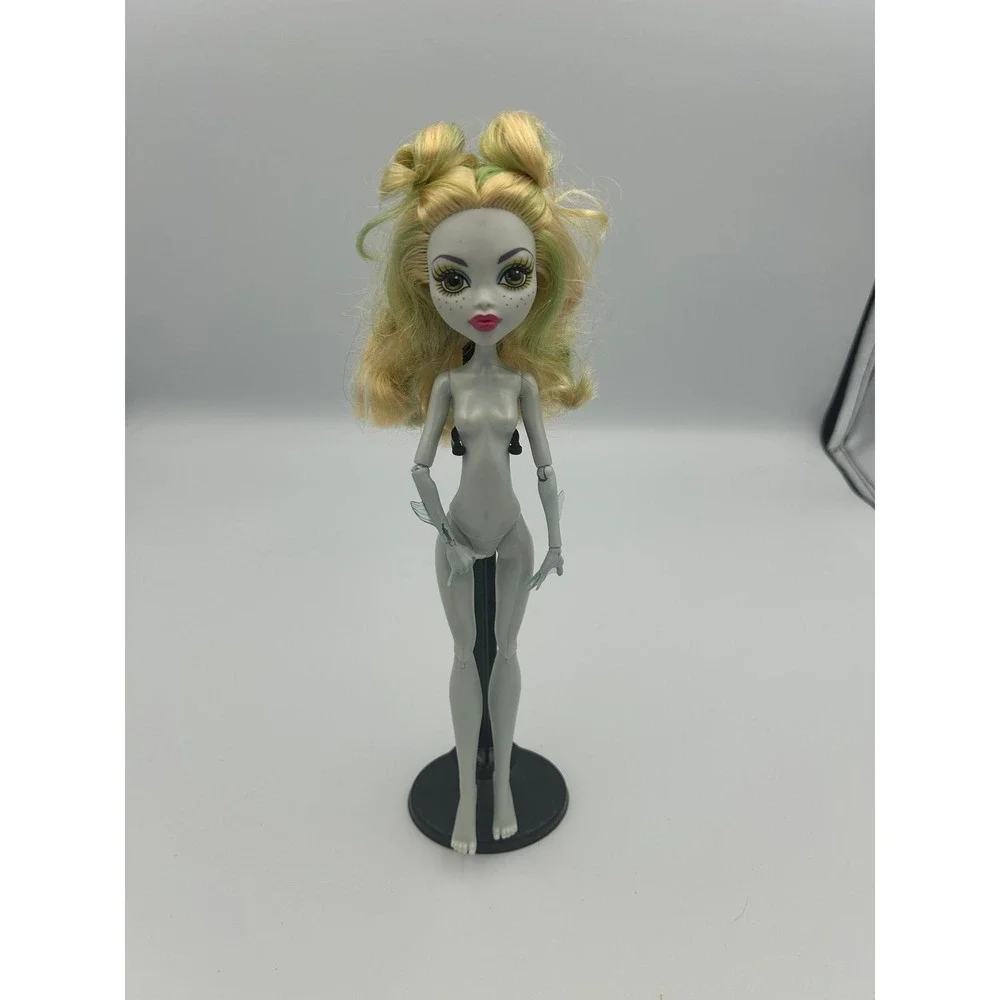 Monster High Doll Skultimate Roller Maze Lagoona Blue